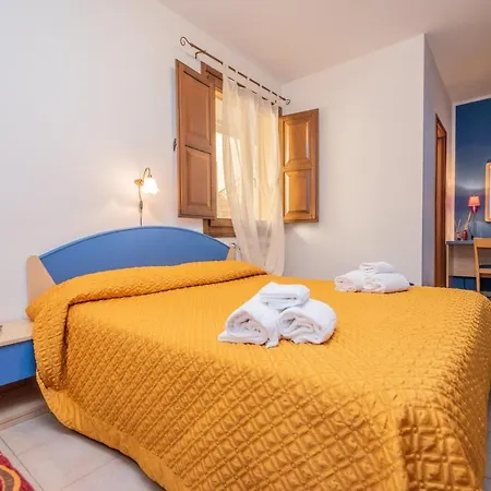 Bed & Breakfast Capo Plaia Con Piscina