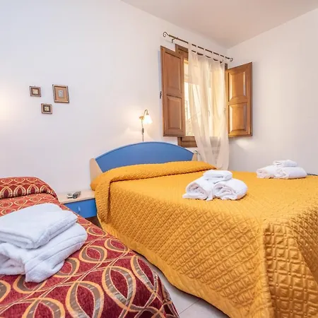 Bed & Breakfast Capo Plaia Con Piscina *
