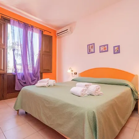 Bed & Breakfast Capo Plaia Con Piscina *